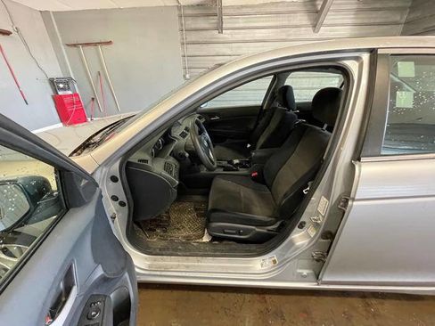 Used 2009 Honda Accord LX-P image 21