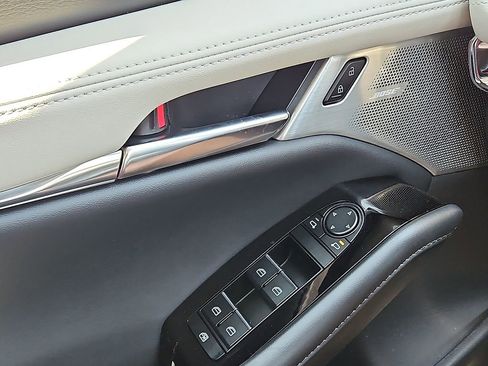 New 2025 MAZDA MAZDA3 2.5 Turbo Sedan w/Premium Plus image 15