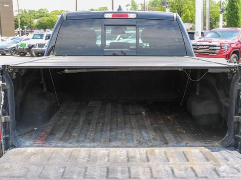 Used 2020 RAM 1500 Limited w/ Body Color Bumper Group RWD image 11