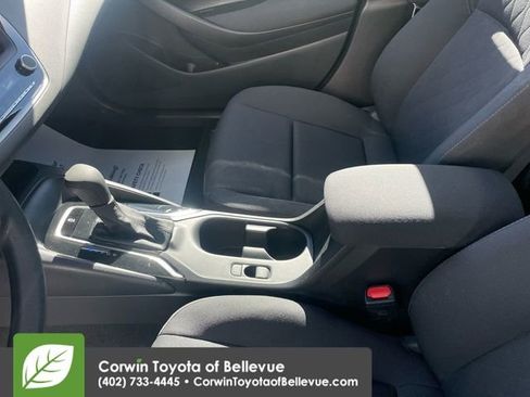 Used 2025 Toyota Corolla LE image 18