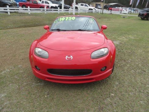 Used 2008 MAZDA MX-5 Miata Grand Touring w/ Premium Pkg image 3