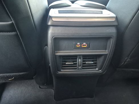 Used 2024 Nissan Murano SV image 18