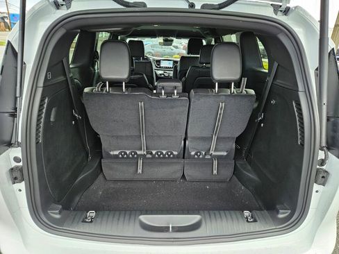 New 2026 Chrysler Voyager LX image 11