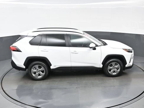 Used 2024 Toyota RAV4 XLE AWD/4WD image 41
