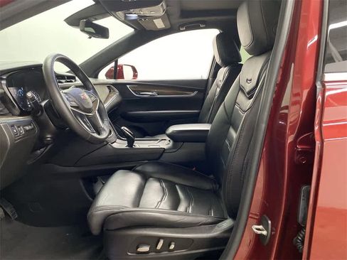Used 2017 Cadillac XT5 Platinum image 15
