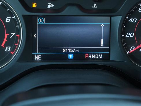 Used 2023 Chevrolet Camaro LT w/ Technology Package image 21