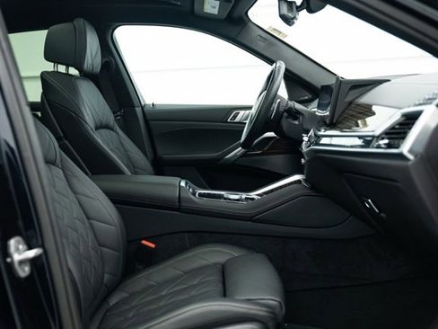 Used 2025 BMW X6 xDrive40i image 13