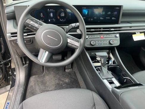 New 2026 Hyundai Tucson SE FWD image 19