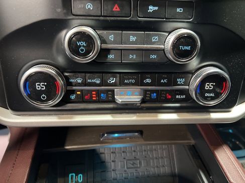 Used 2024 Ford Expedition Max Limited image 33