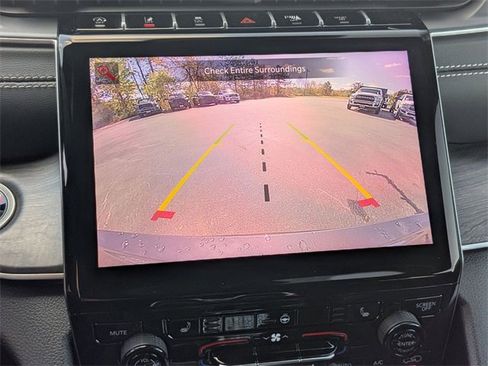 New 2025 Jeep Grand Cherokee L Limited image 22