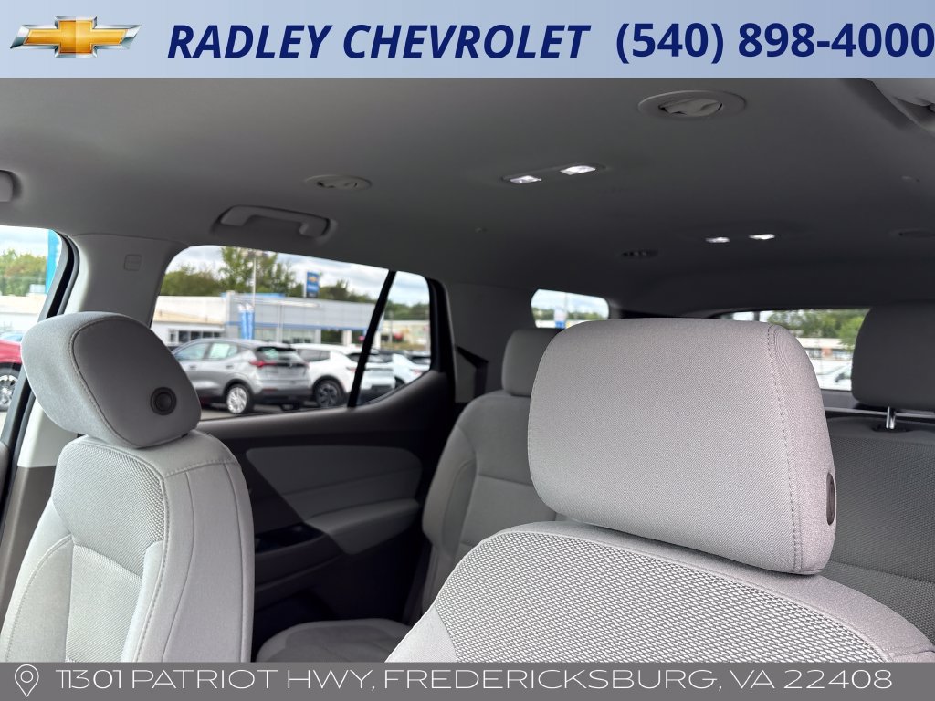 Used 2020 Chevrolet Traverse LT w/ Driver Confidence II Package AWD/4WD image 2