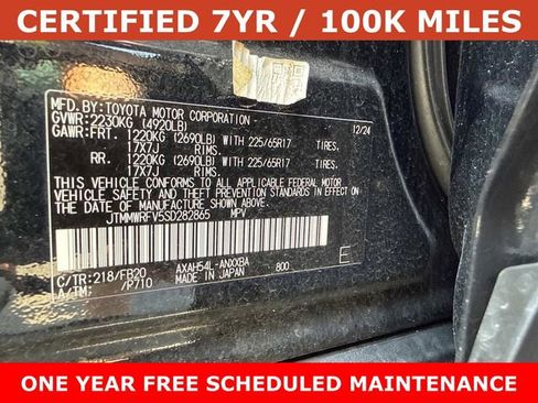 Used 2025 Toyota RAV4 LE AWD/4WD image 28