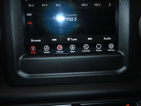 Used 2023 Jeep Wrangler Sport AWD/4WD image 13