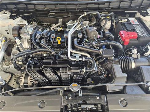 Used 2025 Nissan Altima 2.5 SV FWD image 22