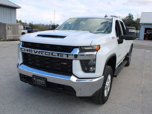 Used 2023 Chevrolet Silverado 2500 LT image 3