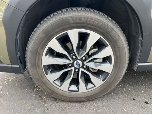 Used 2023 Subaru Outback Touring image 14