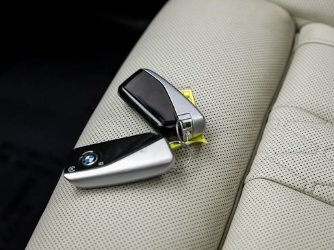 Used 2024 BMW ALPINA XB7 AWD/4WD image 58