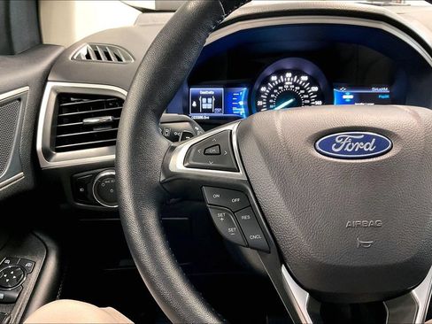 Used 2024 Ford Edge SEL w/ Convenience Package AWD/4WD image 12