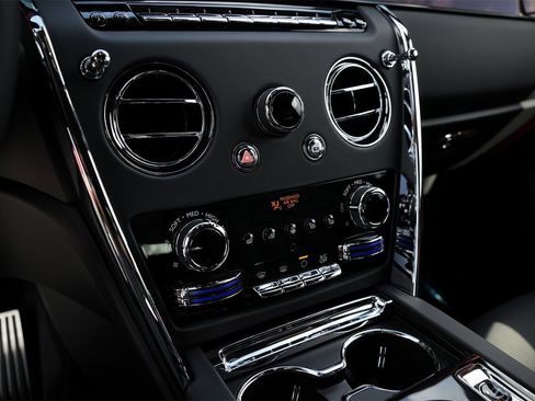 New 2026 Rolls-Royce Cullinan image 27