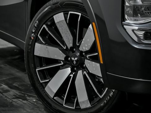 New 2026 Mitsubishi Outlander SE AWD/4WD image 3