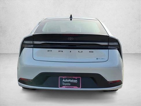 New 2026 Toyota Prius Plug-In Hybrid image 8