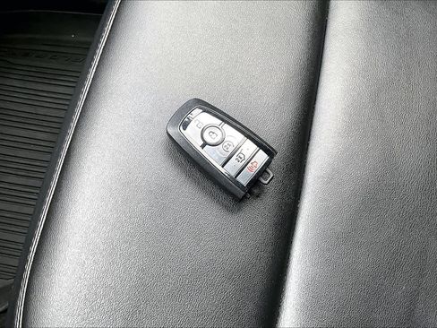 Used 2023 Ford Explorer XLT w/ Equipment Group 202A image 15