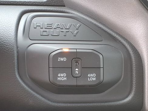Used 2026 RAM 2500 Big Horn AWD/4WD image 31