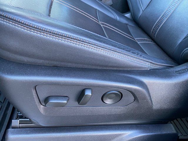 Used 2024 Chevrolet Silverado 1500 High Country AWD/4WD image 12