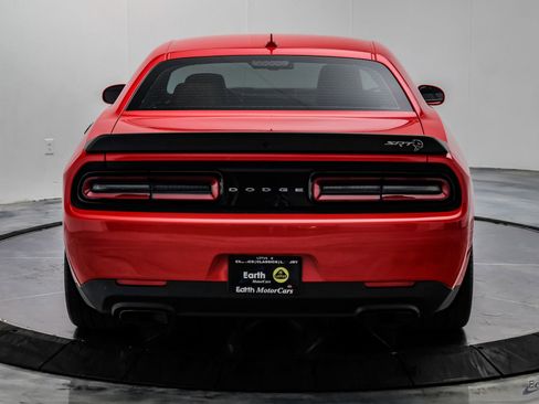 Used 2021 Dodge Challenger SRT Hellcat Redeye image 16