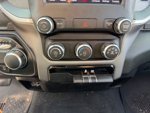 Used 2019 RAM 1500 Big Horn image 27