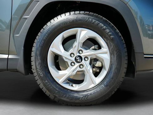 Certified 2022 Hyundai Tucson SEL FWD image 9