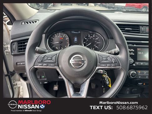 Used 2017 Nissan Rogue S image 21