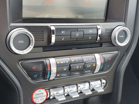 Used 2015 Ford Mustang GT Premium image 28