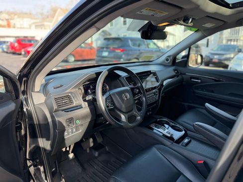 Used 2020 Honda Pilot Touring image 7