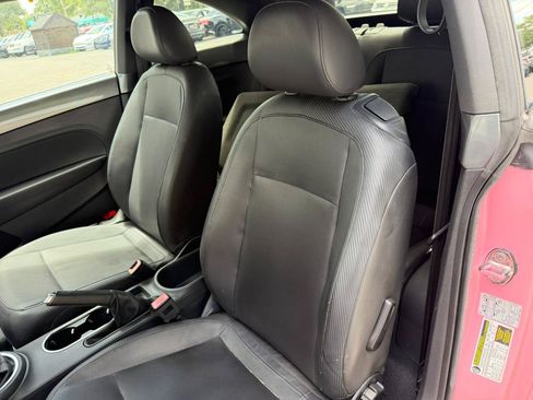 Used 2013 Volkswagen Beetle 2.5 FWD image 19