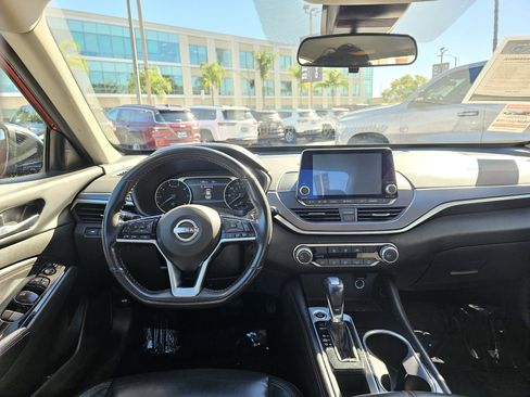 Used 2023 Nissan Altima 2.5 SR image 25