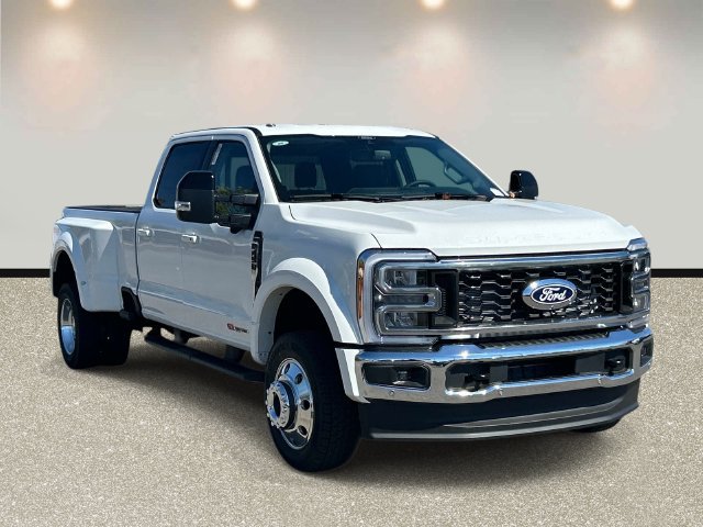 New 2027 Ford F450 Lariat w/ Lariat Premium Package AWD/4WD image 3