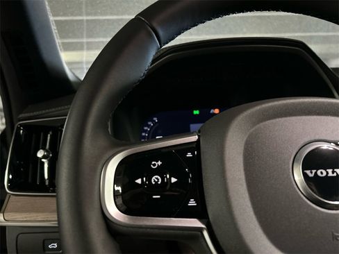 New 2026 Volvo XC90 B6 Plus w/ Protection Package image 13