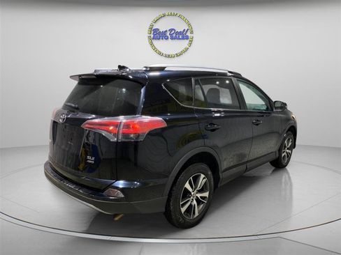 Used 2017 Toyota RAV4 XLE w/ Plus Special Value Package AWD/4WD image 5