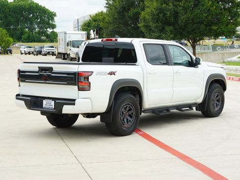 Used 2025 Nissan Frontier PRO-4X AWD/4WD image 5