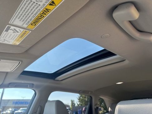 Used 2024 Honda CR-V EX image 23