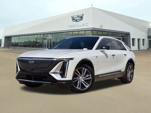Used 2024 Cadillac Lyriq Luxury RWD image 1