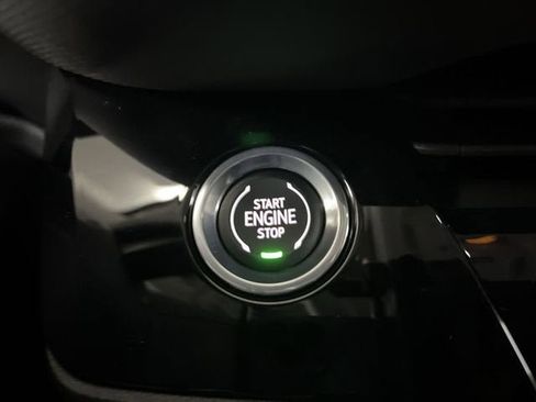 New 2026 Buick Envision Preferred image 17