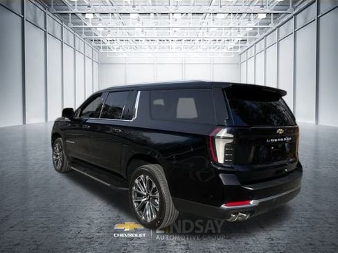 New 2026 Chevrolet Suburban High Country AWD/4WD image 5