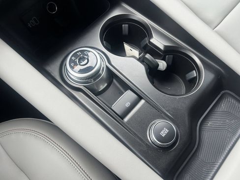 New 2026 Ford Explorer Active w/ Active Comfort Package RWD image 8