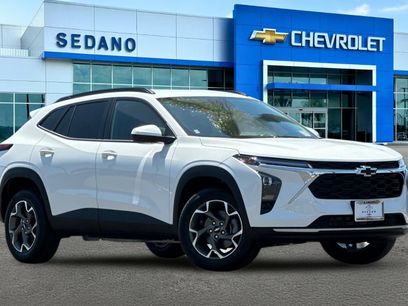 New 2026 Chevrolet Trax LT w/ Driver Confidence Package