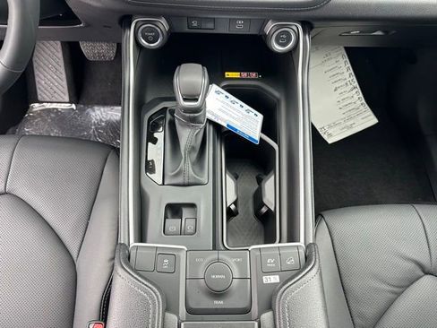 New 2026 Toyota Grand Highlander Nightshade Edition image 18