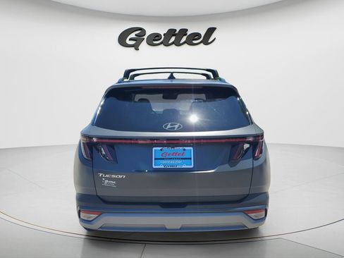Certified 2025 Hyundai Tucson Limited FWD image 6