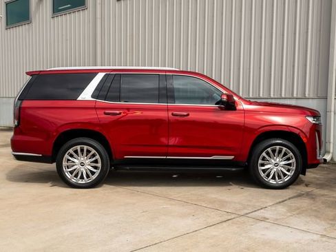 Used 2024 Cadillac Escalade Premium Luxury w/ Performance Package RWD image 3
