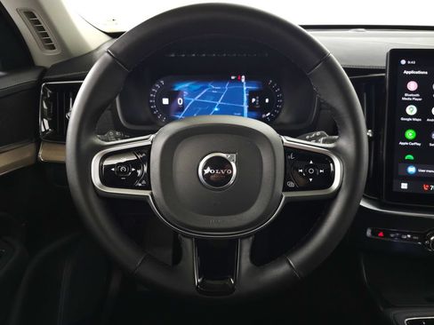 Certified 2025 Volvo XC90 B5 Plus AWD/4WD image 20